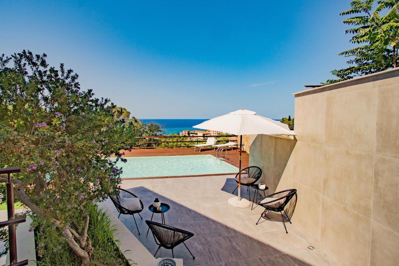 Pater Meus Suites Чефалу Экстерьер фото